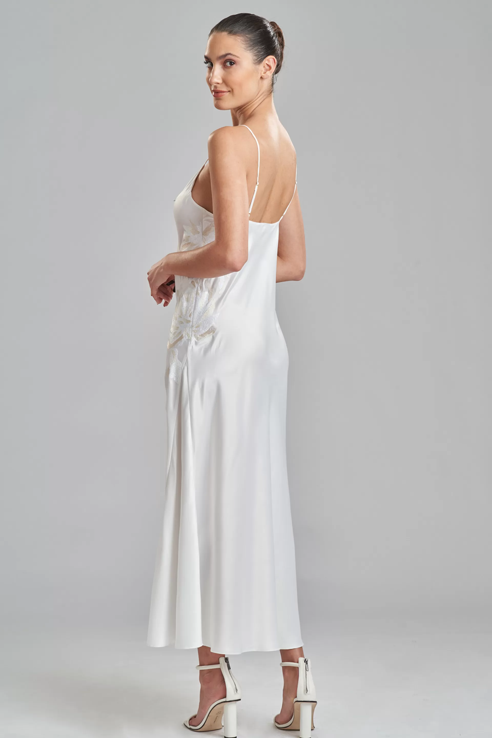 Natori Gowns | Bridal Gowns<Bridal Embroidery Gown Warm White