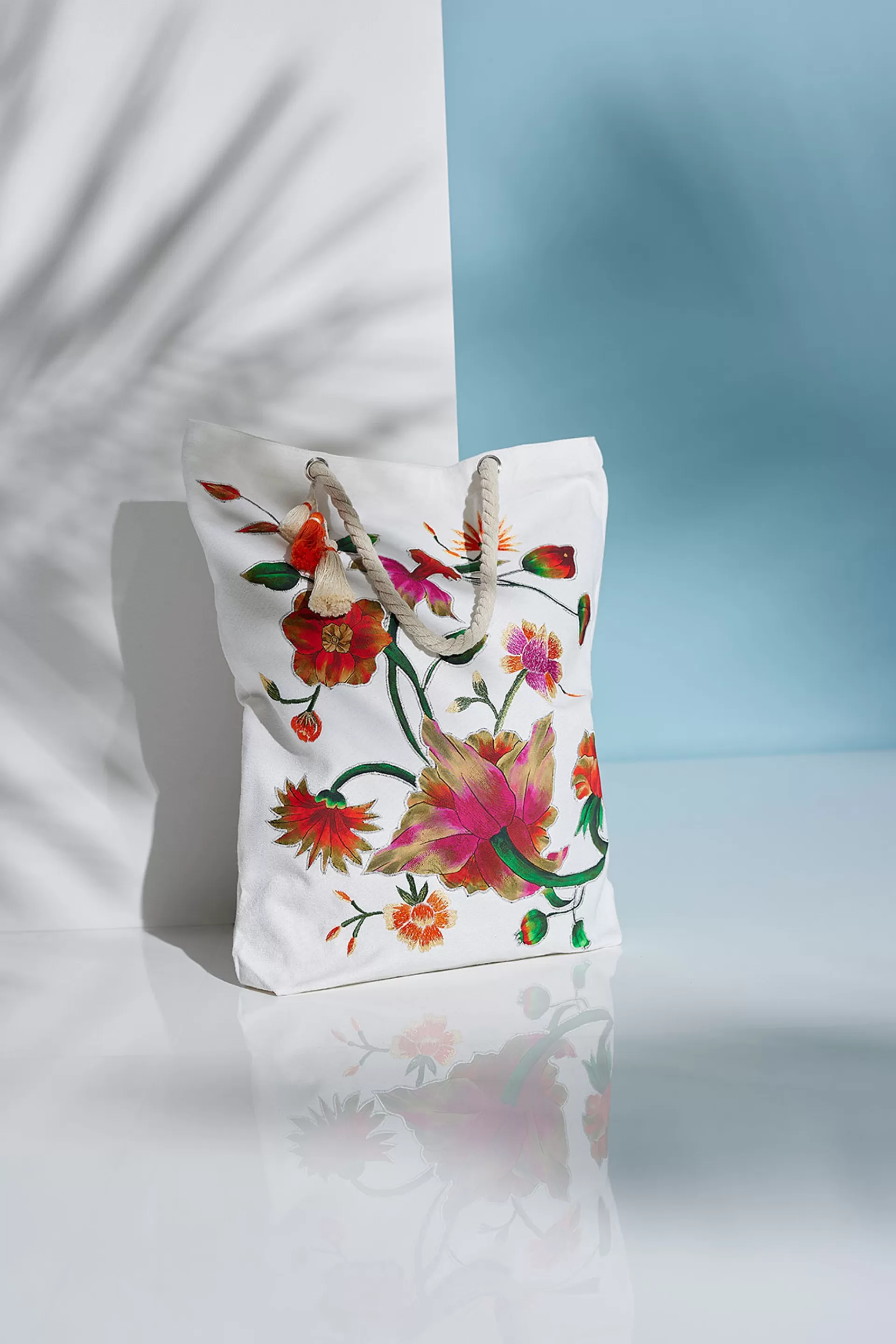 Natori Bags<Chikayo Embroidered Canvas Tote Bag White Multi