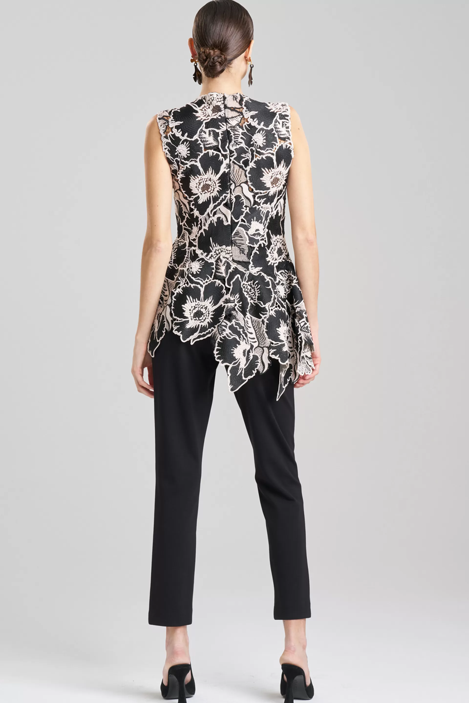 Natori Tops, Shirts & Tunics<Cote D'Azur Embroidered Lace Asymmetric Top Cream/Black