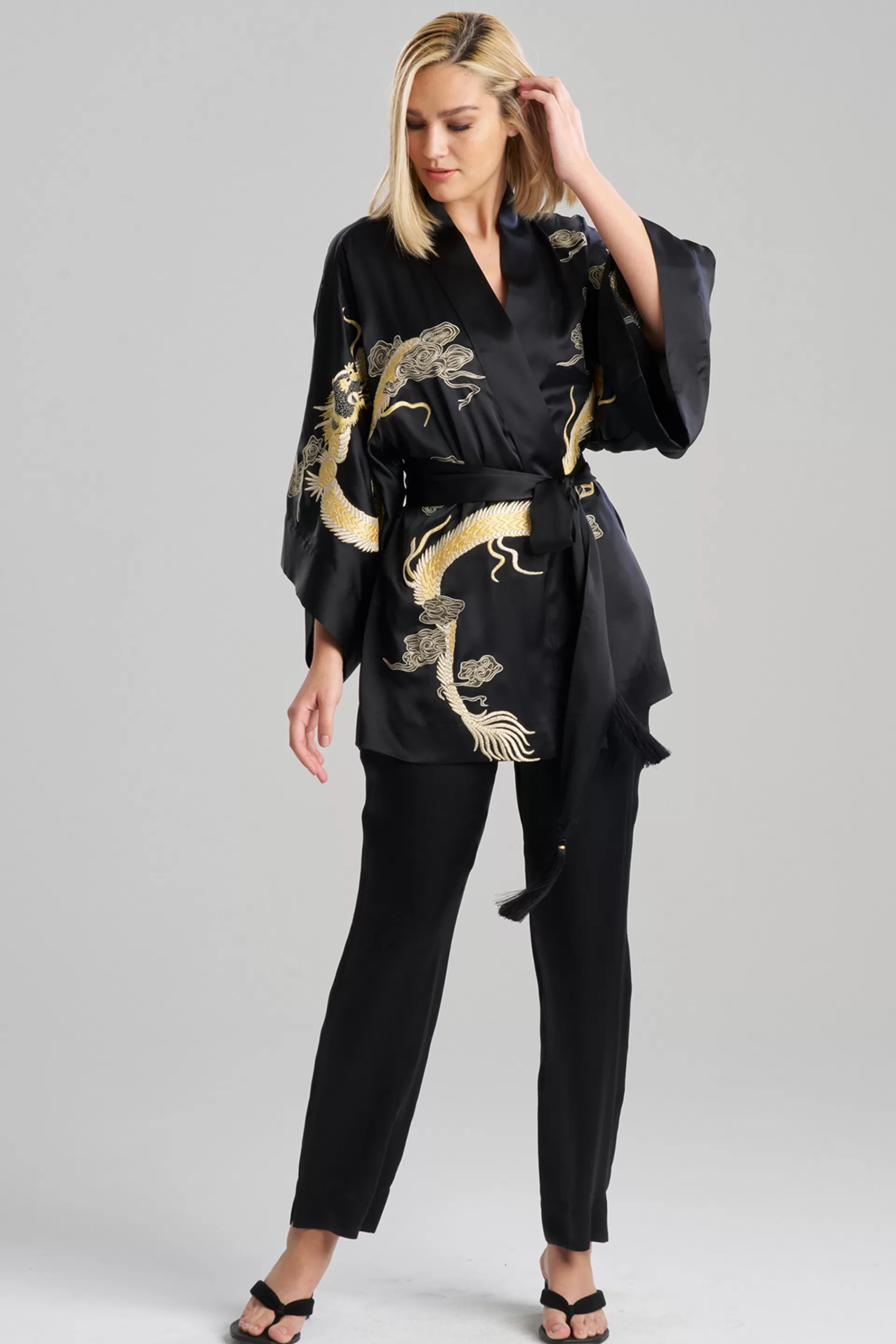 Natori Robes & Kimonos | Couture Robes<Couture Lucky Dragon Embroidered Silk Wrap Black