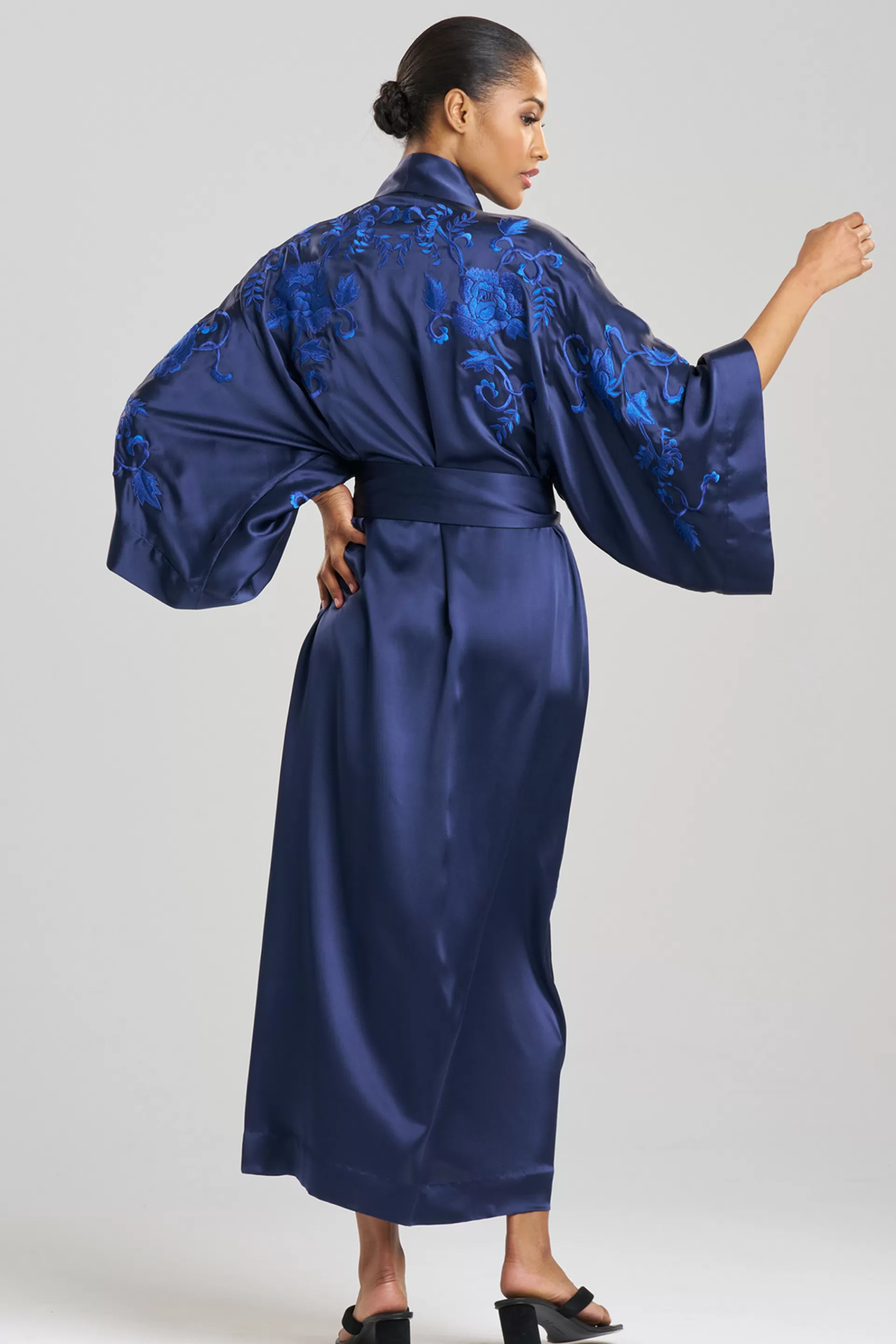 Natori Robes & Kimonos | Couture Robes<Couture Malaga Embroidered Silk Robe Midnight Navy