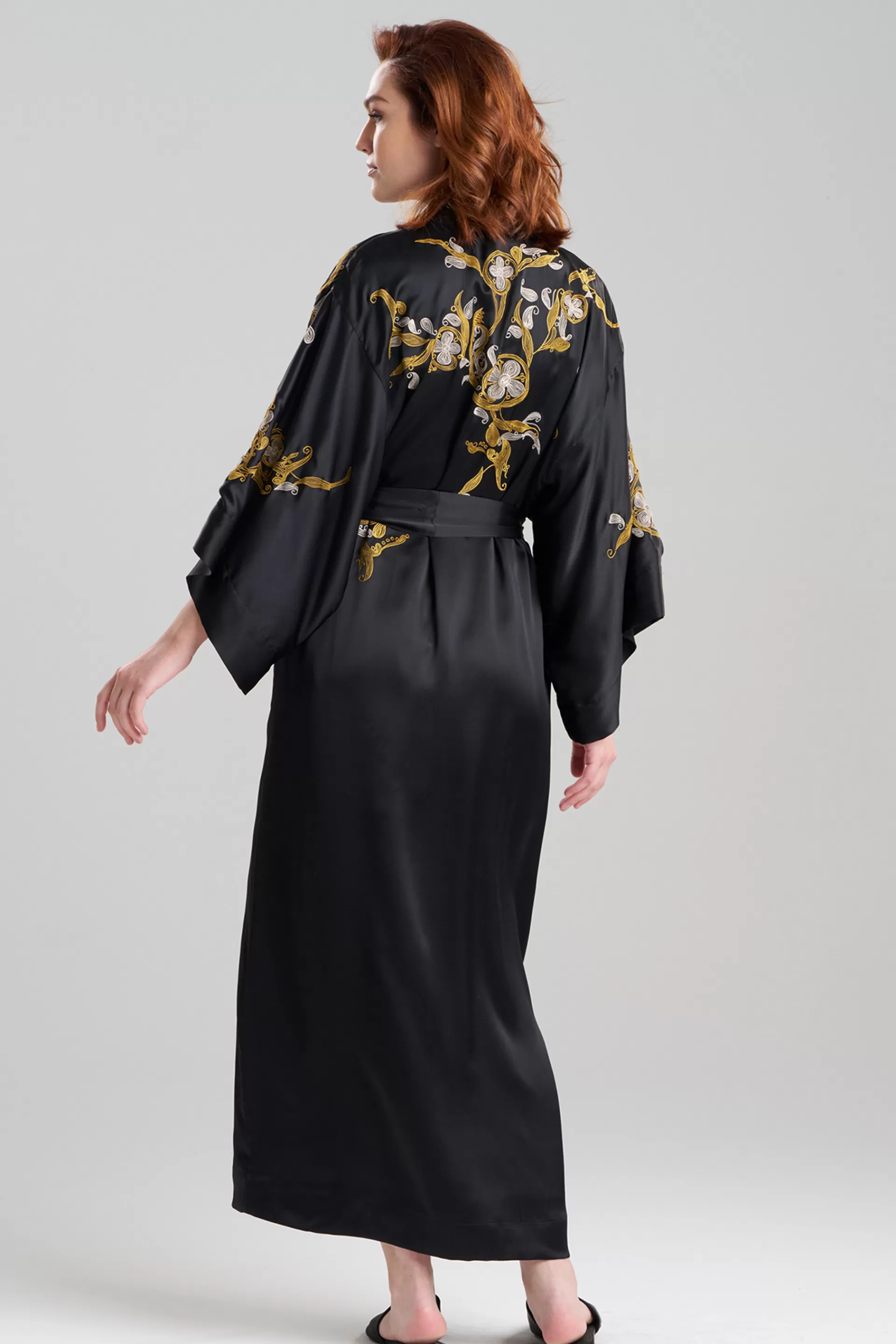 Natori Couture Robes<Couture Ottoman Embroidered Silk Robe Black