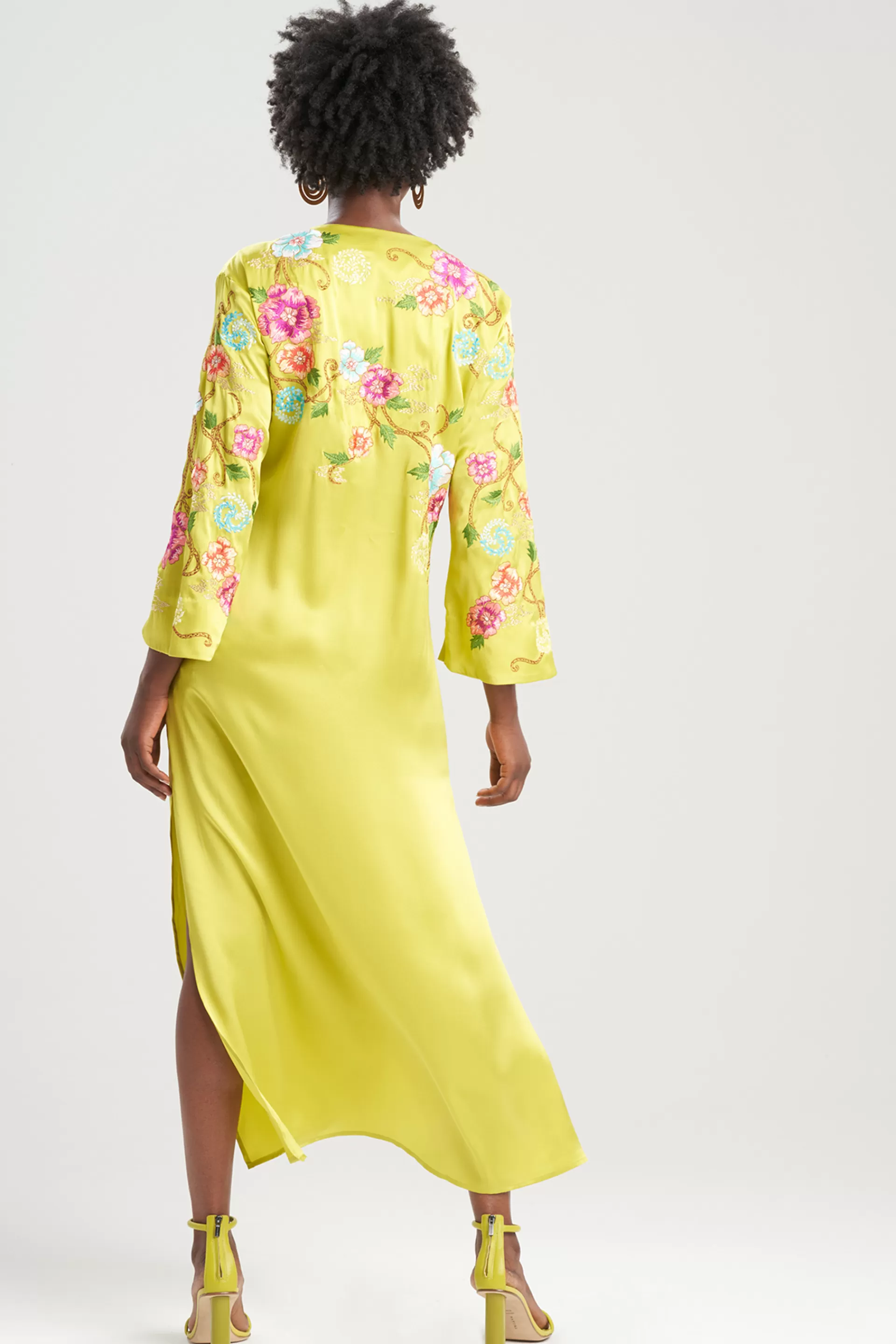 Natori Couture Caftans<Couture Saito Embroidery Caftan Chartreuse