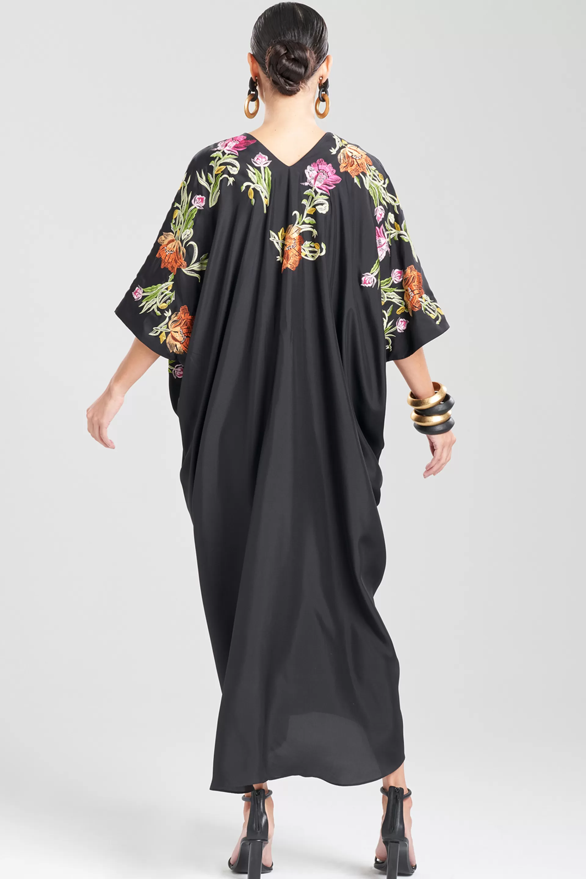 Natori Couture Caftans<Couture Shinjo Embroidered Caftan Black