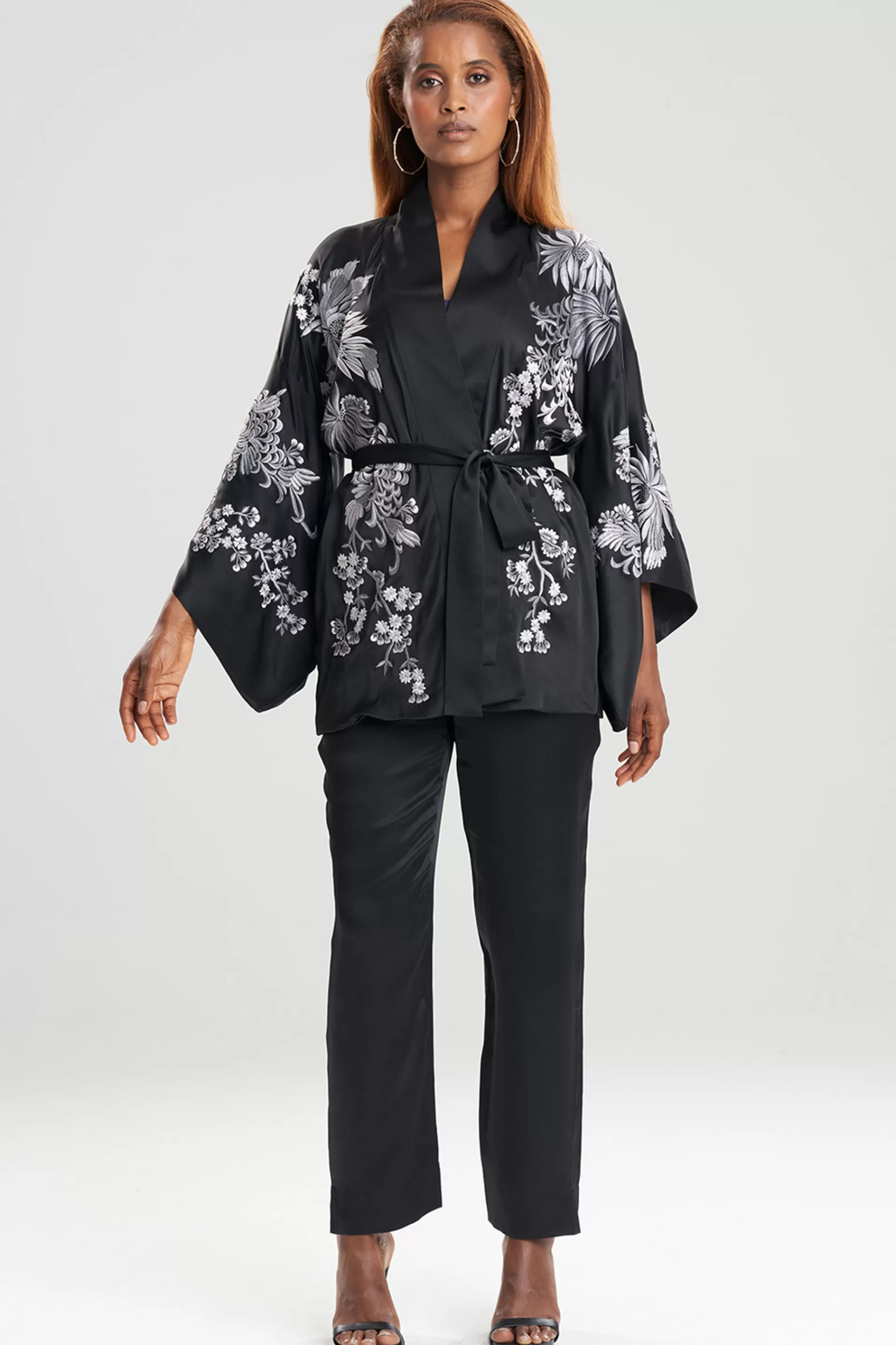 Natori Robes & Kimonos<Dragon Embroidery Silk Wrap Black