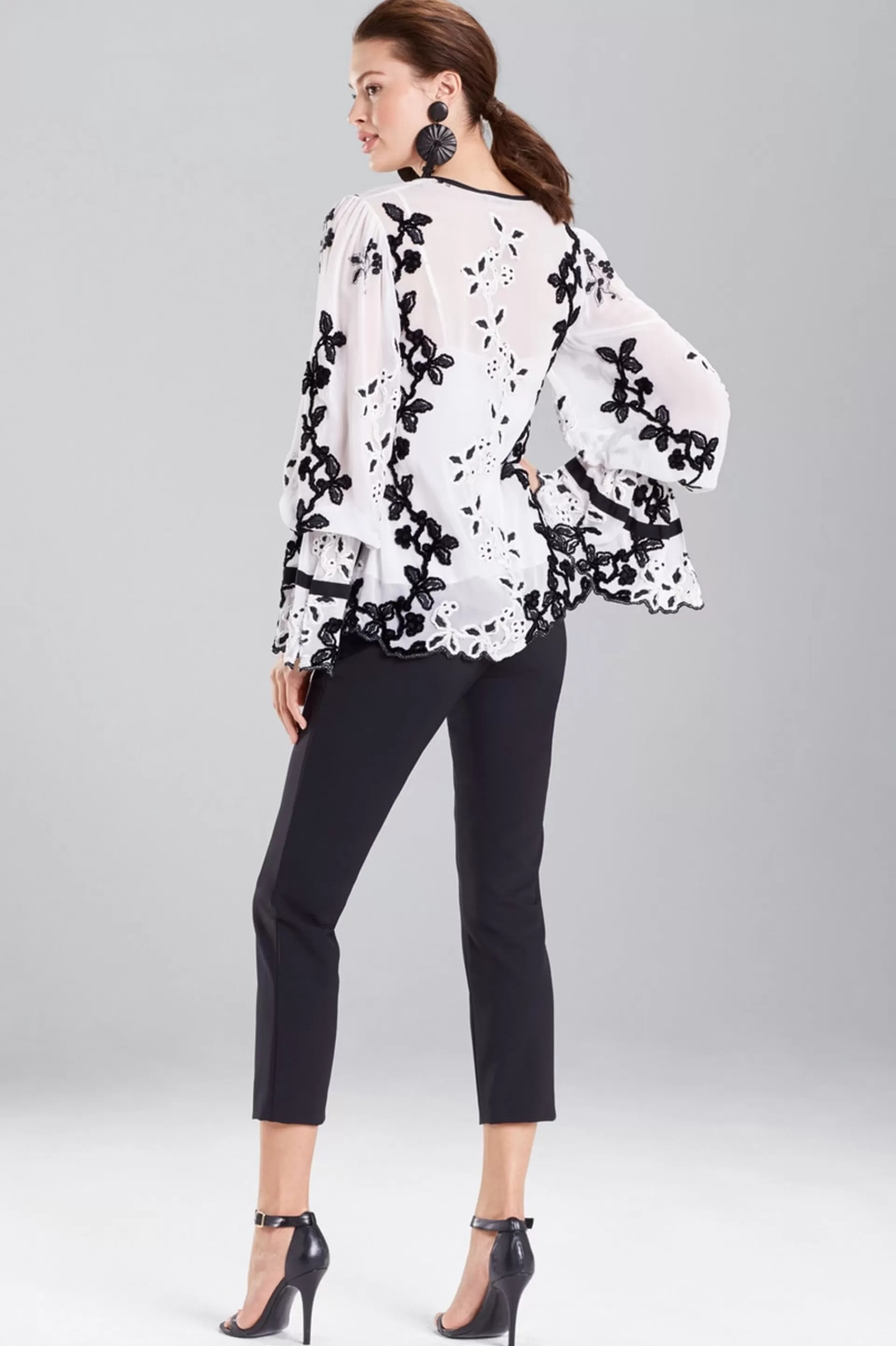 Natori Tops, Shirts & Tunics<Embroidered Long Sleeve Top White With Black