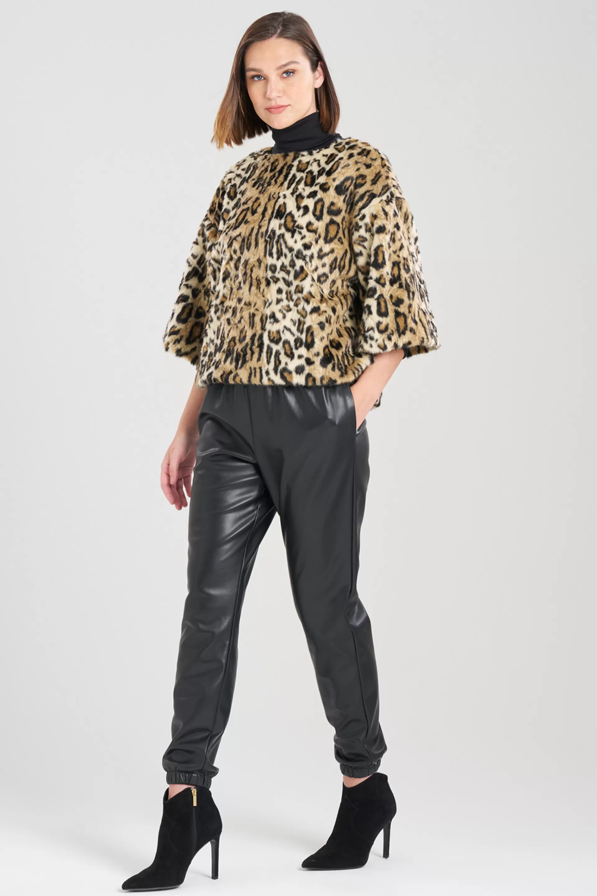 Natori Tops, Shirts & Tunics<Faux Leopard Fur Top Natural