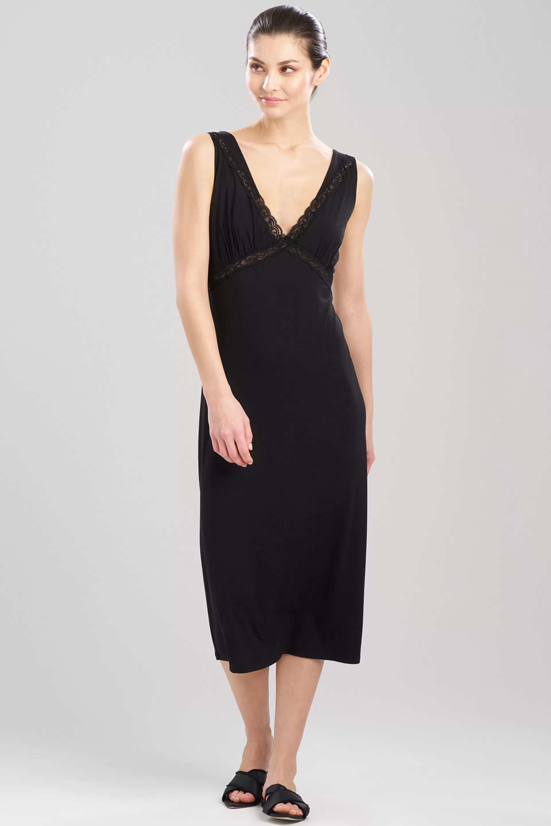 Natori Gowns<Feathers Essentials Lenzing™ Ecovero™ Viscose Lace Applique Gown