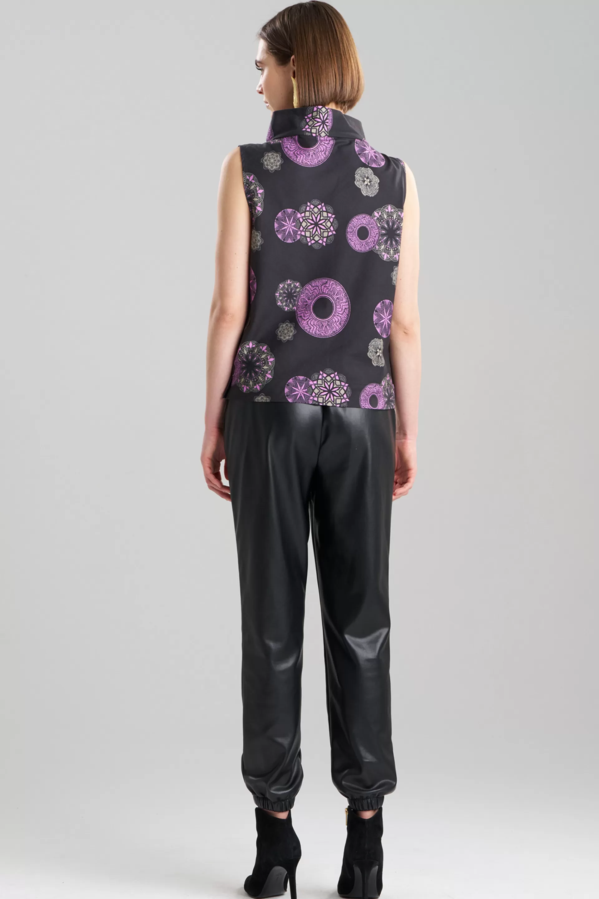 Natori Tops, Shirts & Tunics<Ikigai Funnel Top Black Multi