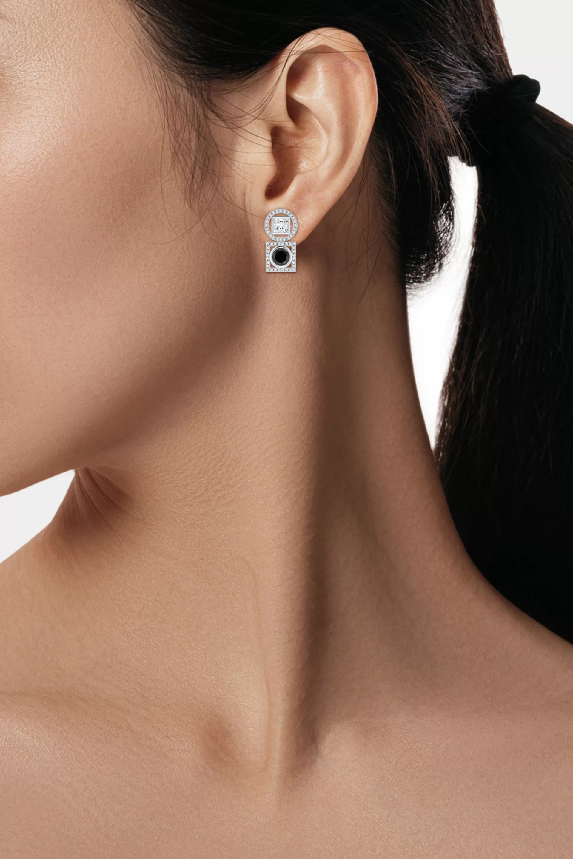 Natori Earrings | Infinity<Infinity 14K Gold With Black & White Diamond Two Stone Earrings