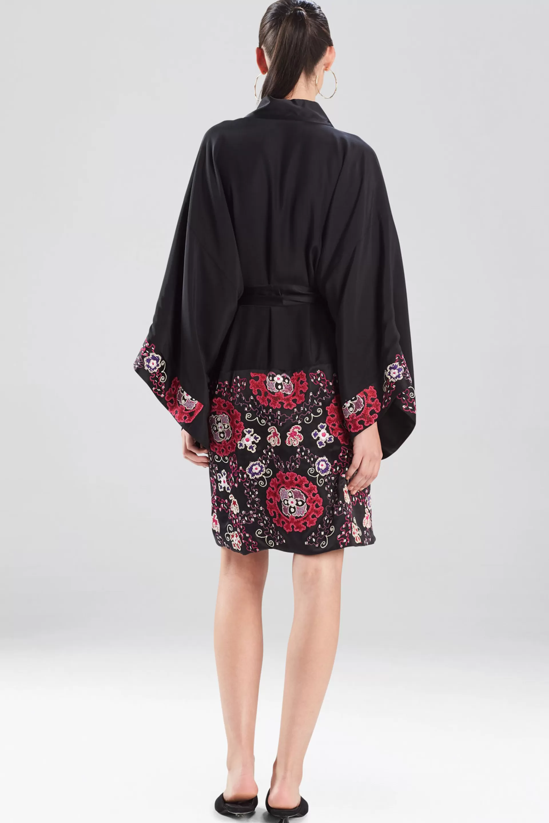 Natori Robes & Kimonos<Kashmir Silk Embroidery Robe Black