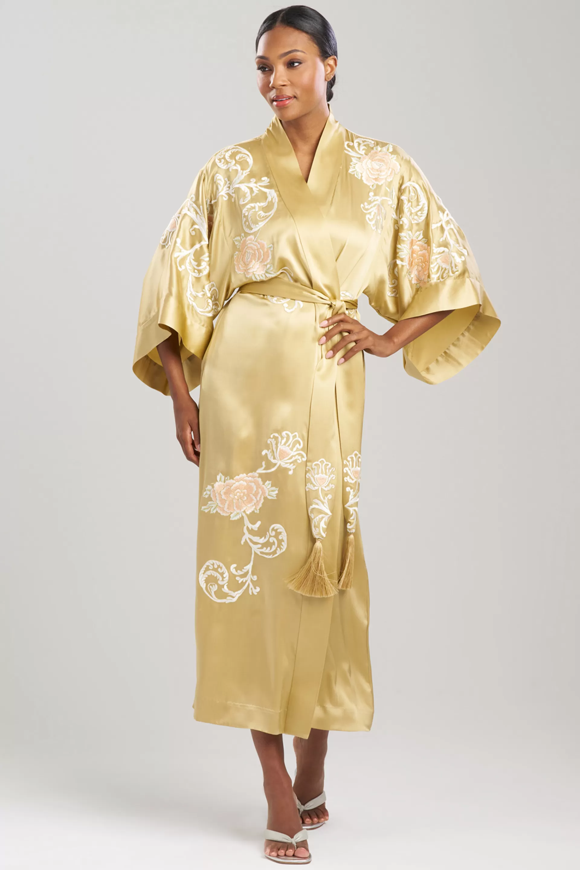 Natori Robes & Kimonos<Key Essentials Embroidered Floral Scroll Tassel Silk Robe Medallion Gold