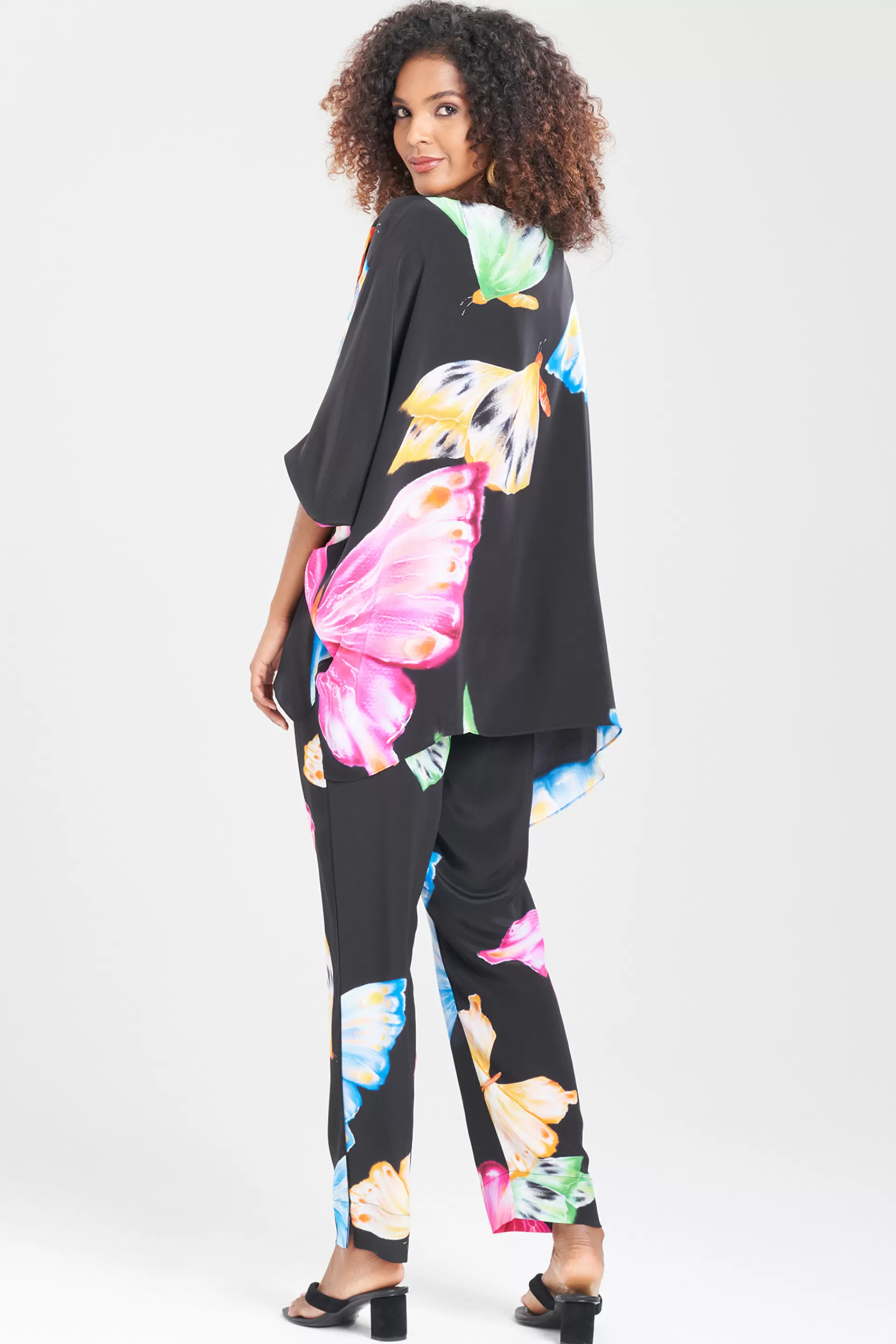 Natori Tops, Shirts & Tunics<Kyoko Butterfly Silk Top Black Multi