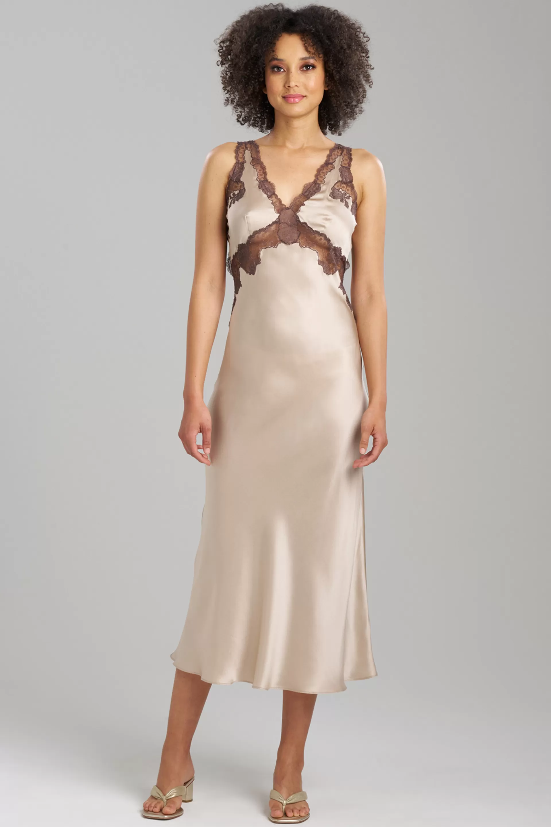 Natori Dresses | Gowns<Lolita Lace Trim Silk Gown