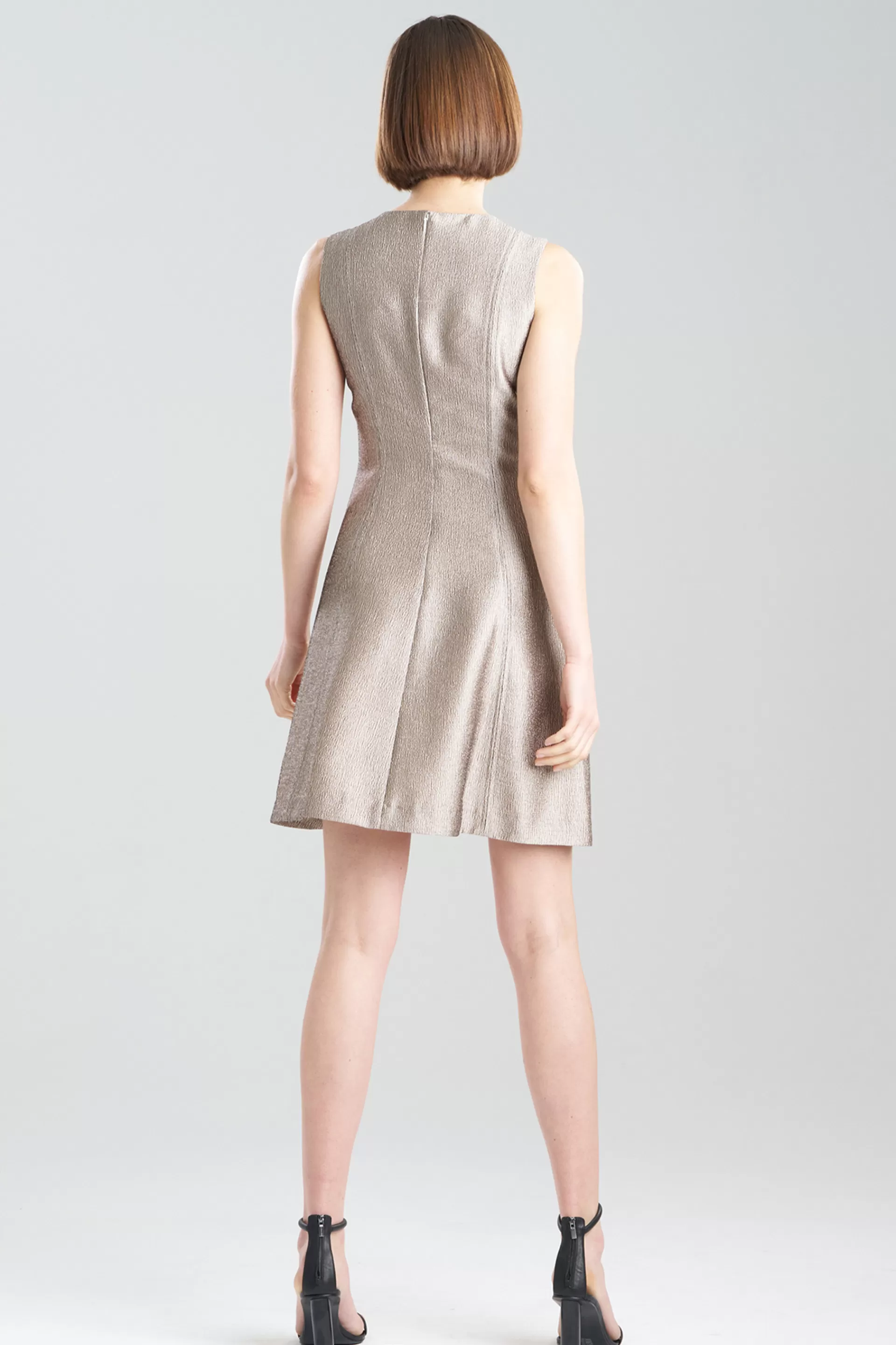 Natori Dresses<Lustrous Textured Jacquard Pleated Dress Brushed Gold