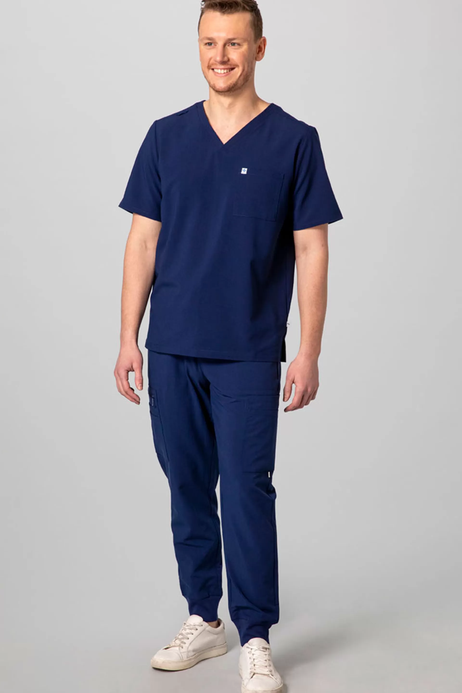 Natori Scrub Tops<Men's 2-Pocket V-Neck Scrub Top