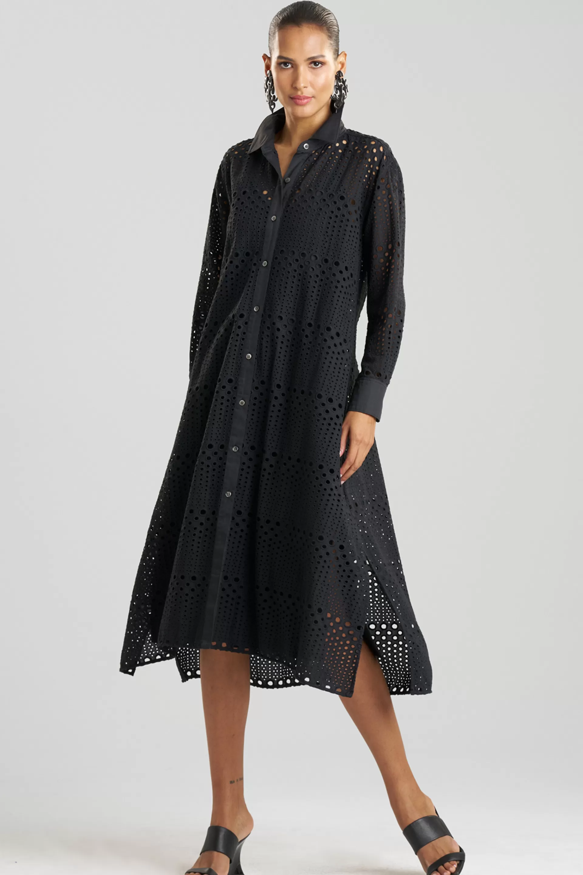 Natori Dresses | Plus Sizes<Round Eyelet Oversized Shirtdress