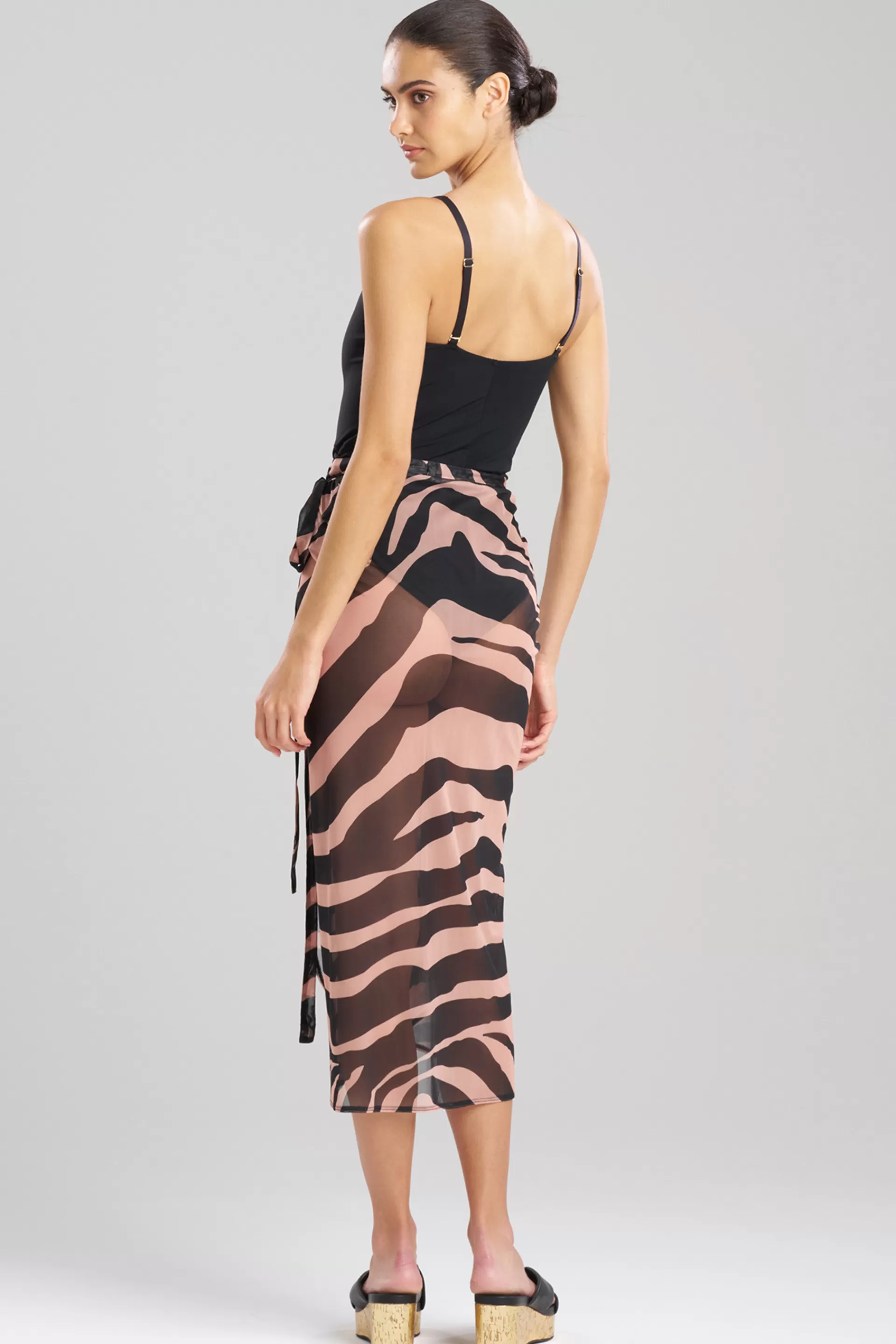 Natori Pareos<Zebra Mesh Sheer Sarong Black/Camel